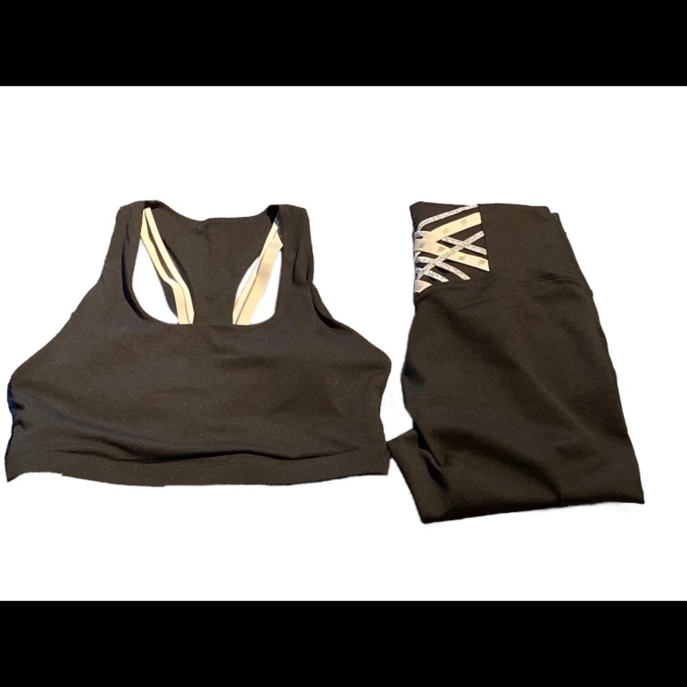 FABLETICS-Boost PowerHold High-Rise 7/8 Legging & Sports Bra Set M Black /Silver - Picture 3 of 5